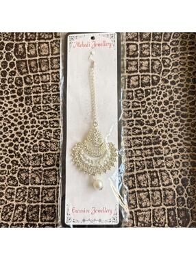 BRAND NEW SILVER INDIAN TIKKA/TIKKLI